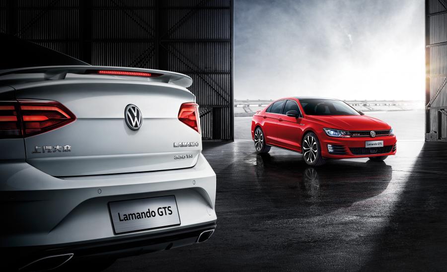  Volkswagen Lamando GTS 2016 года  (фото 10 из 13)